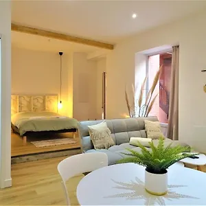  Appartement Sublime Cocon Pour 2 Aux Portes De La Place Nationale - Proximite Immediate Toutes Commodites Et Sites D'interets France